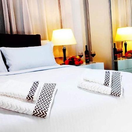Uptown Holiday App & Pool Daily Rental Contactless Check In & Check Out Famagusta  Bagian luar foto