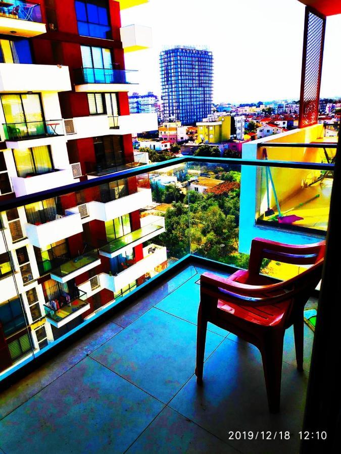 Uptown Holiday App & Pool Daily Rental Contactless Check In & Check Out Famagusta  Bagian luar foto