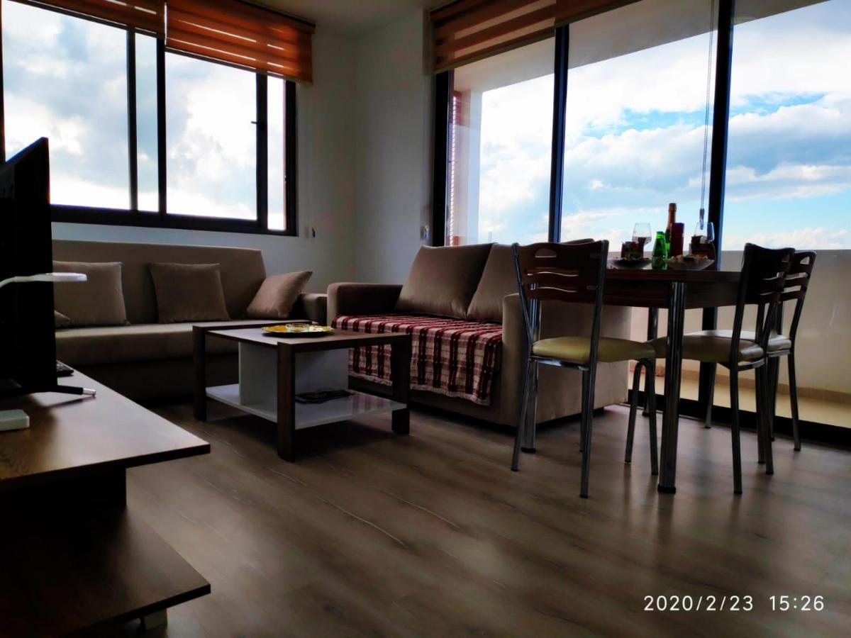 Uptown Holiday App & Pool Daily Rental Contactless Check In & Check Out Famagusta  Bagian luar foto