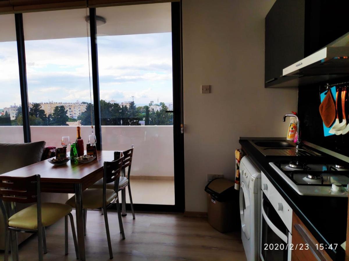 Uptown Holiday App & Pool Daily Rental Contactless Check In & Check Out Famagusta  Bagian luar foto
